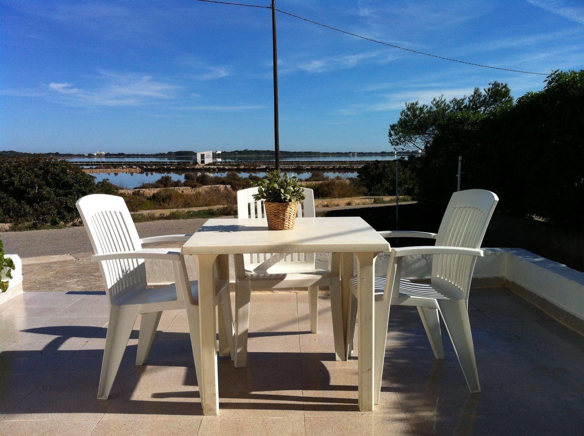 Apartamentos Eugenio La Sabina La Savina (Formentera) Exterior foto
