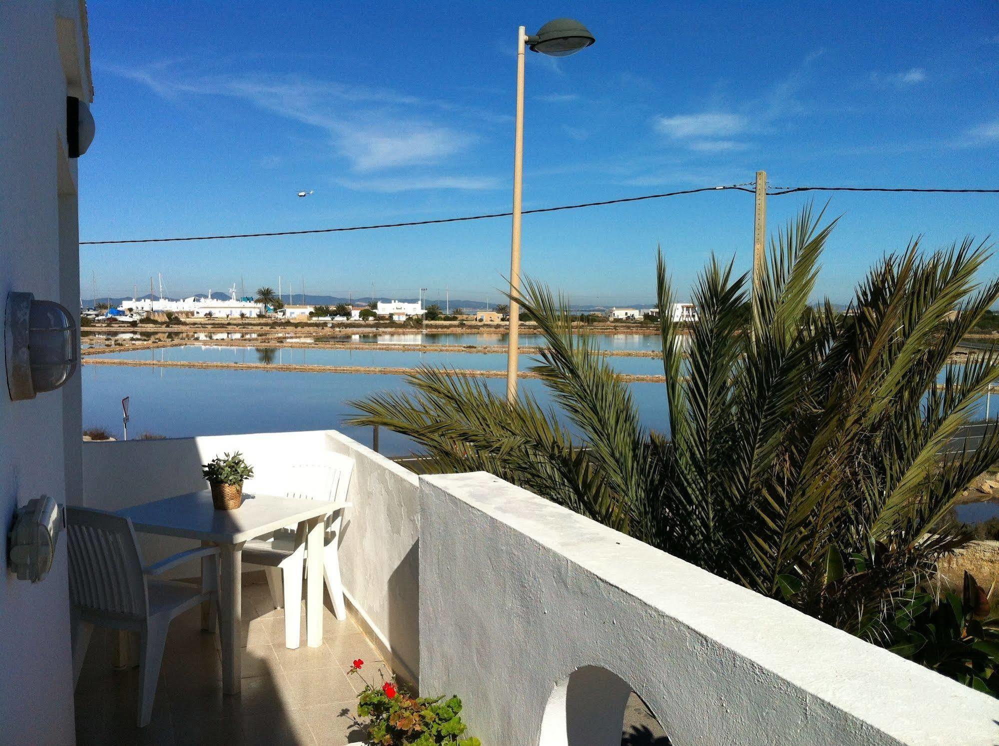 Apartamentos Eugenio La Sabina La Savina (Formentera) Exterior foto
